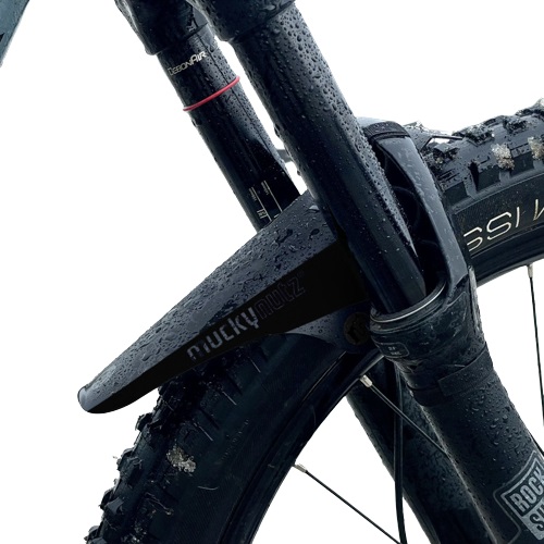 MUCKYNUTZ Face Fender černý