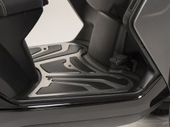 Nerezová podlaha Peugeot Metropolis