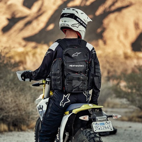 Alpinestars batoh Techdura Tactical (černá/bílá, objem až 9 L)