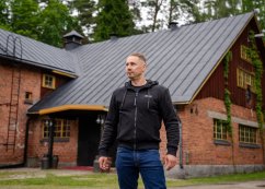 Lindstrands Hoodie Oselbo