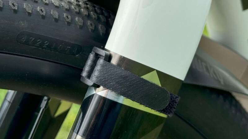 MUCKYNUTZ Gravel Face Fender reflexní